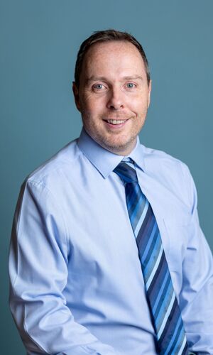 Simon McCully